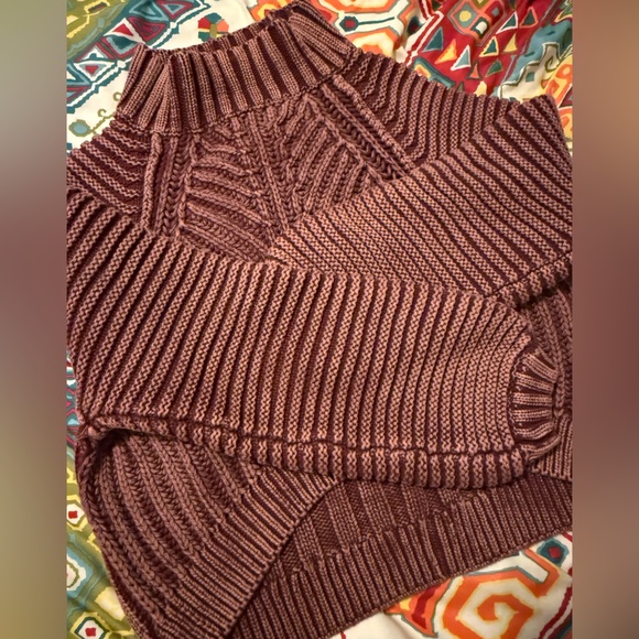 Free People Cozy Knit Turtleneck Sweater! - Picture 2 of 9